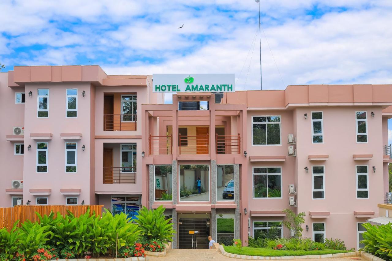 Hotel Amaranth Dar es Salaam Bagian luar foto