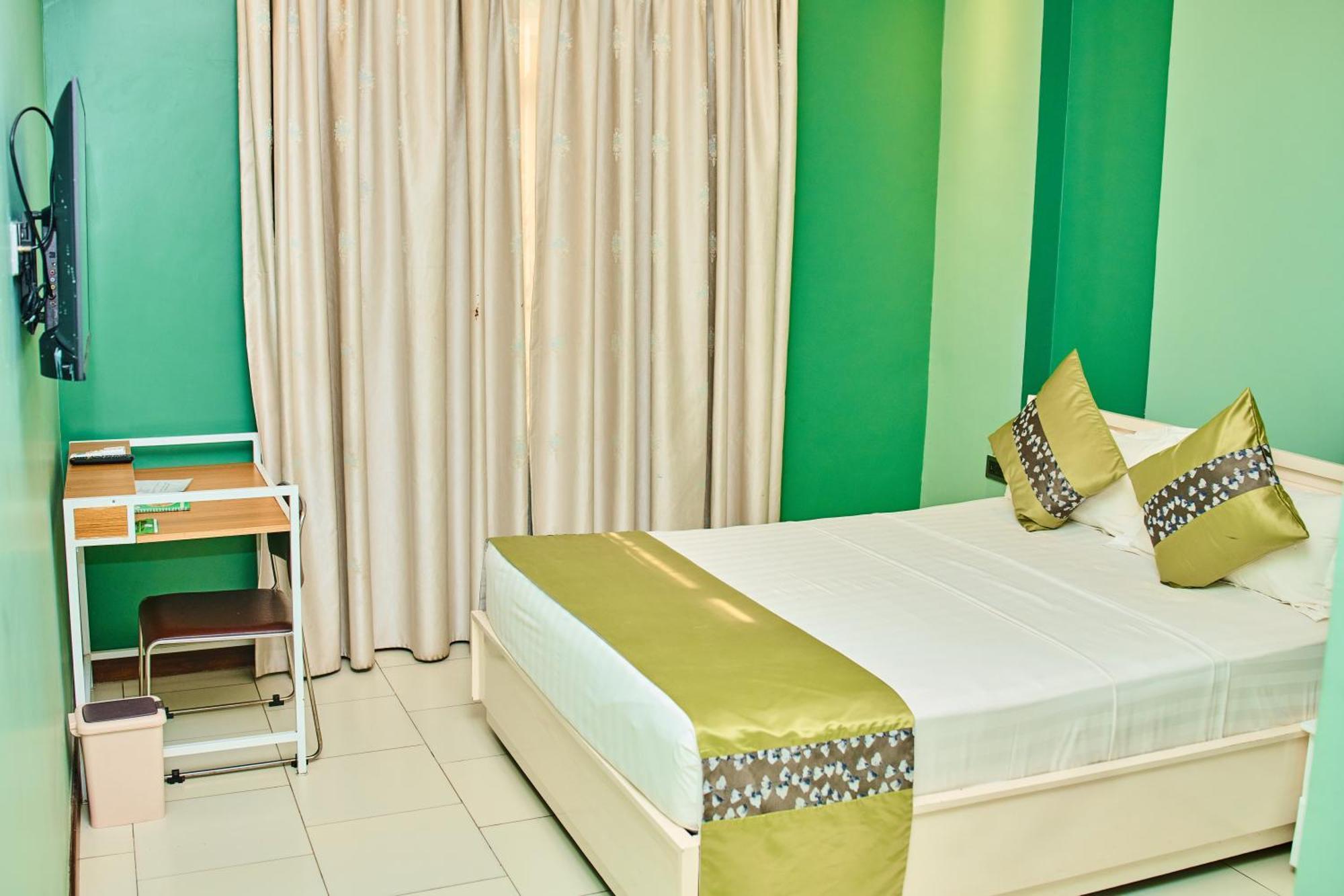 Hotel Amaranth Dar es Salaam Bagian luar foto